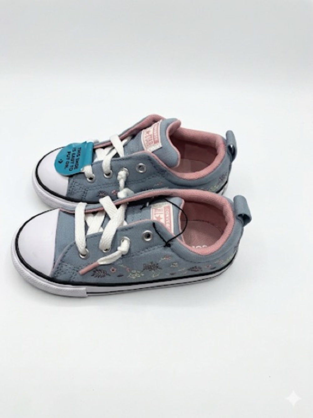 Converse Kids' Chuck Taylor All Star Madison Sneakers Little Girls Size 9 NWOT’S